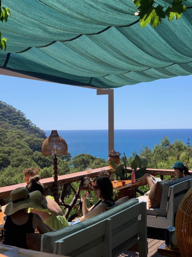 Large Bungalow With Sea View In Kabak Bay, Oeluedeniz Fethiye Exterior photo